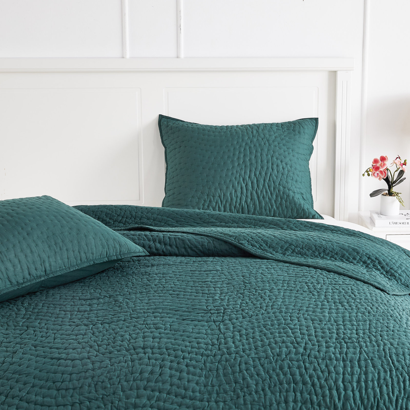 Voile Cotton Quilt Set, Green, Queen Quilt + 2 Standard Shams