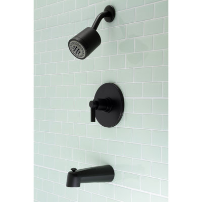 Robinet de baignoire et douche à pression équilibrée à poignée simple Kingston Brass NuvoFusion