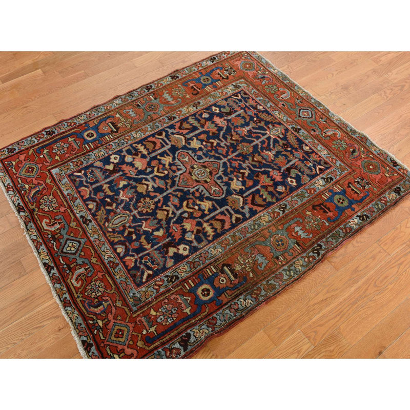 Tapis unique 4 pi 6 po x 5 pi 6 po