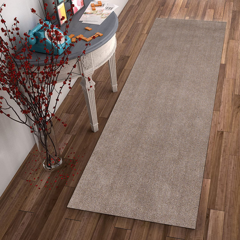 Tapis de couloir beige 8 po