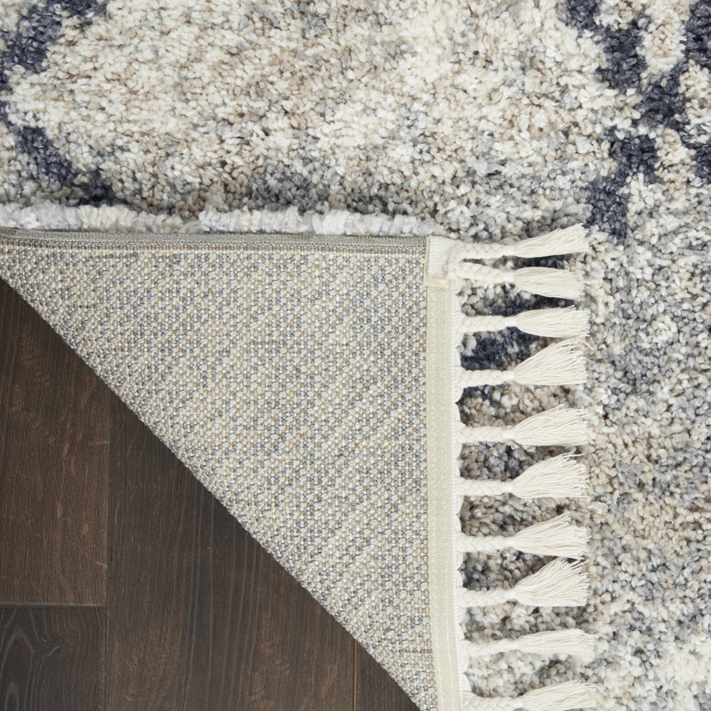 Ileyah Performance Geometric Indoor Rug, Rectangle 4' x 6'