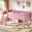 Lit mezzanine simple avec garde-corps pleine longueur, lit mezzanine bas en bois massif avec échelles et tablette à côté, forme chic et conception à profil bas-155249483-155249485