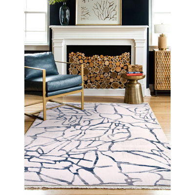 Darriana Abstract Machine Made Indoor / Outdoor Area Rug