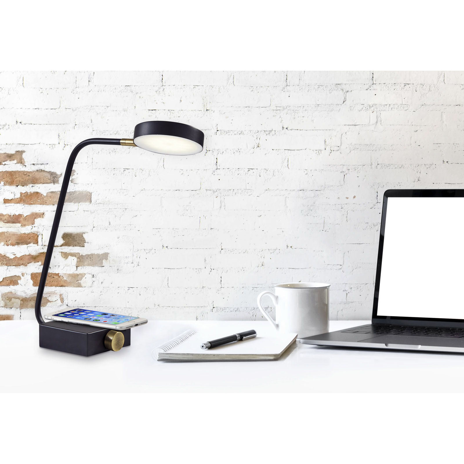Eltisley Metal USB Desk Lamp
