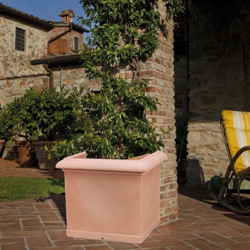 Mulligan Pot Planter, 32cm H x 38cm W x 38cm D