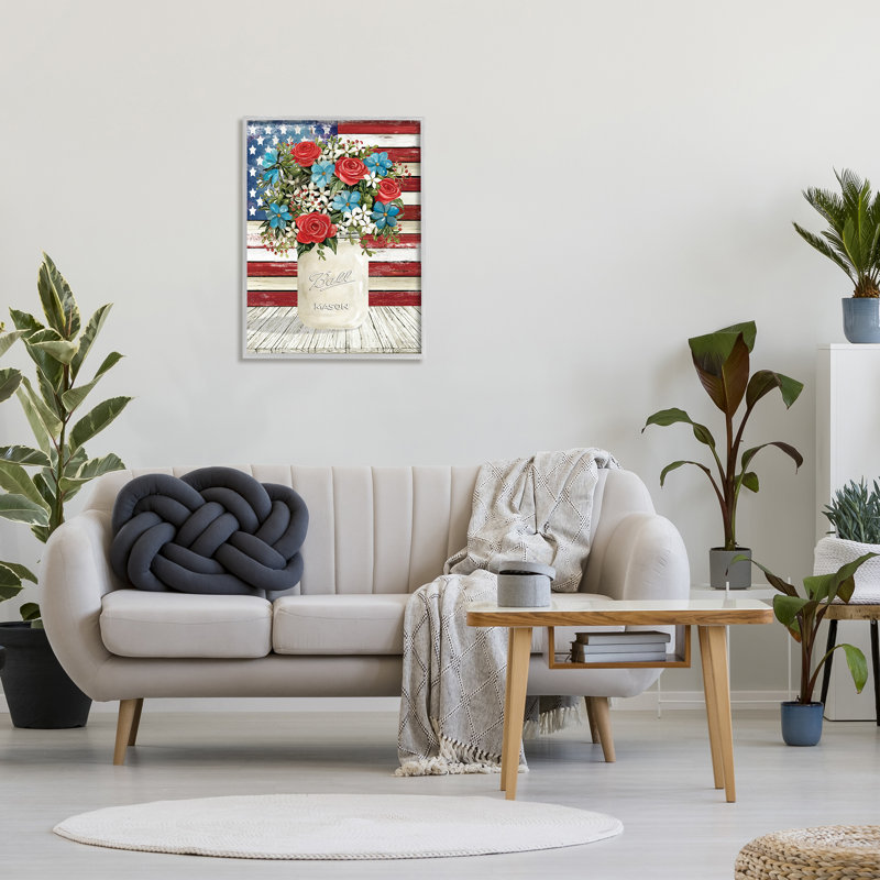 «Americana Flag Festive Bouquet» par Cindy Jacobs - cadre flottant, impression sur bois, L 24 po x H 30 po x P 1,5 po