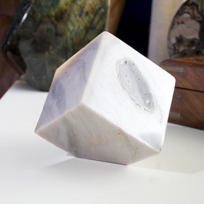 Iliyan Crystal