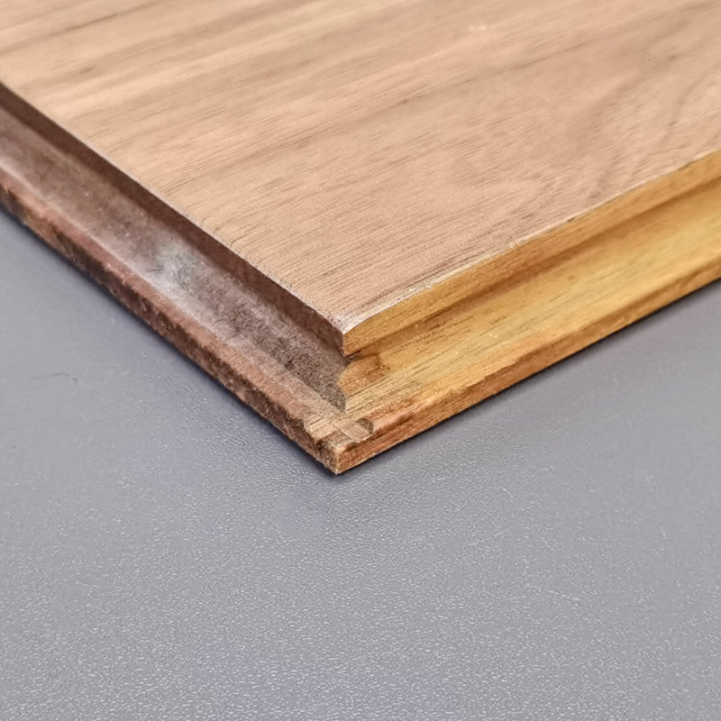 Plancher de bois franc massif de 90 jours avec yeux de dragon Batu, plancher de bois franc véritable teinté foncé 36 po x 4,5 po avec système de rainure et languette