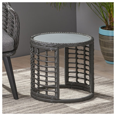 Table d'appoint ronde d'extérieur 18,25 po Tatiana