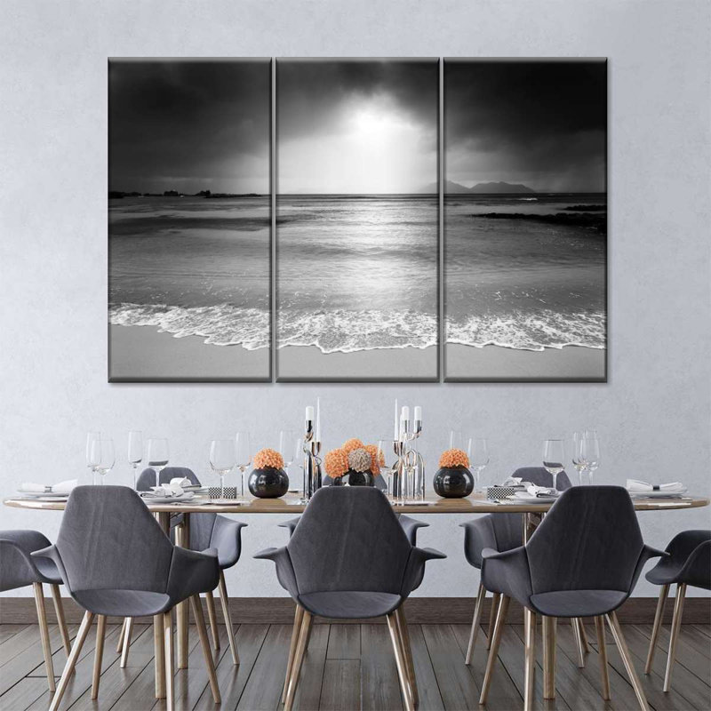 Plage noire et blanche - Toile tendue 3 pièces, H 24 po x l 38 po x P 1,25 po