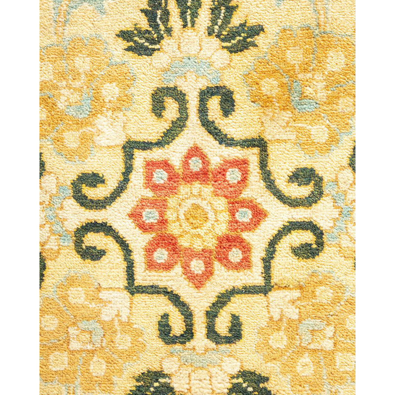 Classic One-of-a-Kind 5' 10" X 9' 0" Hand Knotted Area Rug