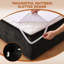 Lit plateforme tapissier avec tête de lit en chenille-577435410-577435411