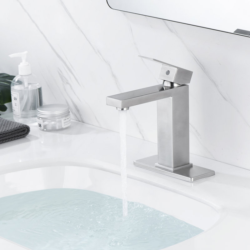 Single-Hole Single-handle Bathroom Faucet with Drain Assembly
