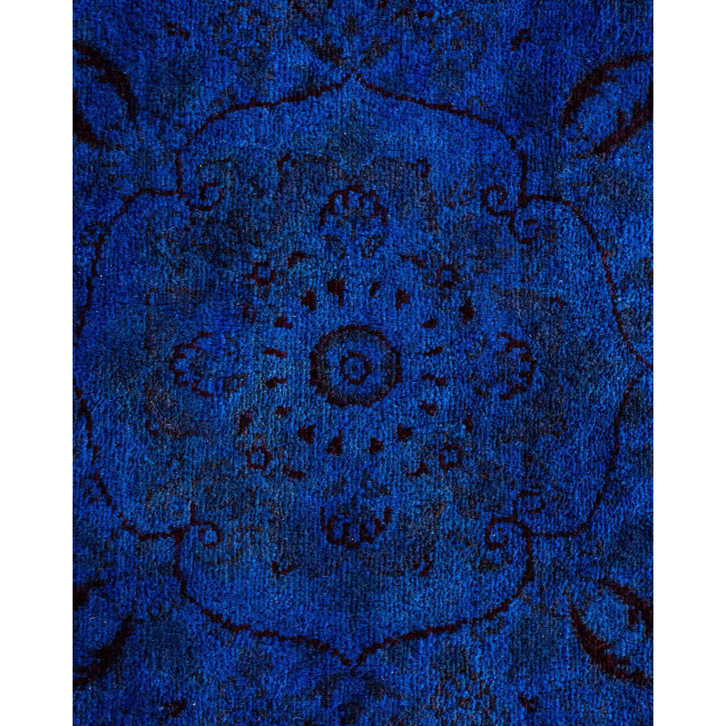 Tapis unique rouge de 5 pi 3 po xhevat