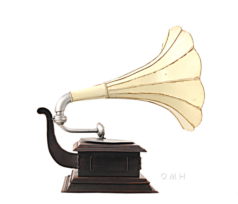 Lenworth Entertainment Figurines & Sculptures