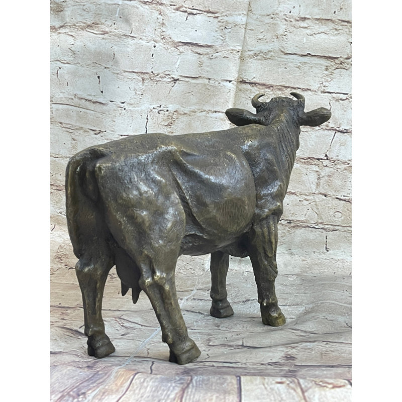 Statue de vache en bronze Arendt
