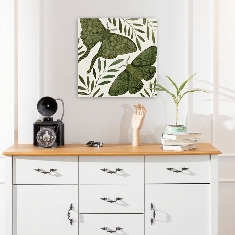 Papillon décoré vert à motif d'inspiration naturelle, H 18 po x l 18 po