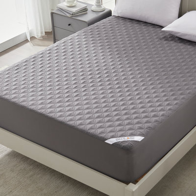 BEDLORE® Noiseless Waterproof Mattress Protector, Hypoallergenic Quilted Washable Mattress Cover, Breathable Mattress Pad with 6-18'' Deep Pocket