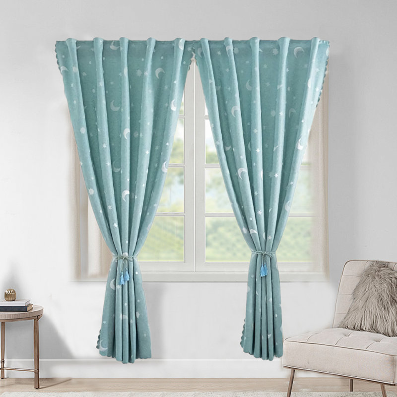 Paire de rideaux semi-transparents en polyester Bobigny
