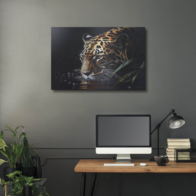 Art mural luxueux «Leopard In Water Lurking» par Momart