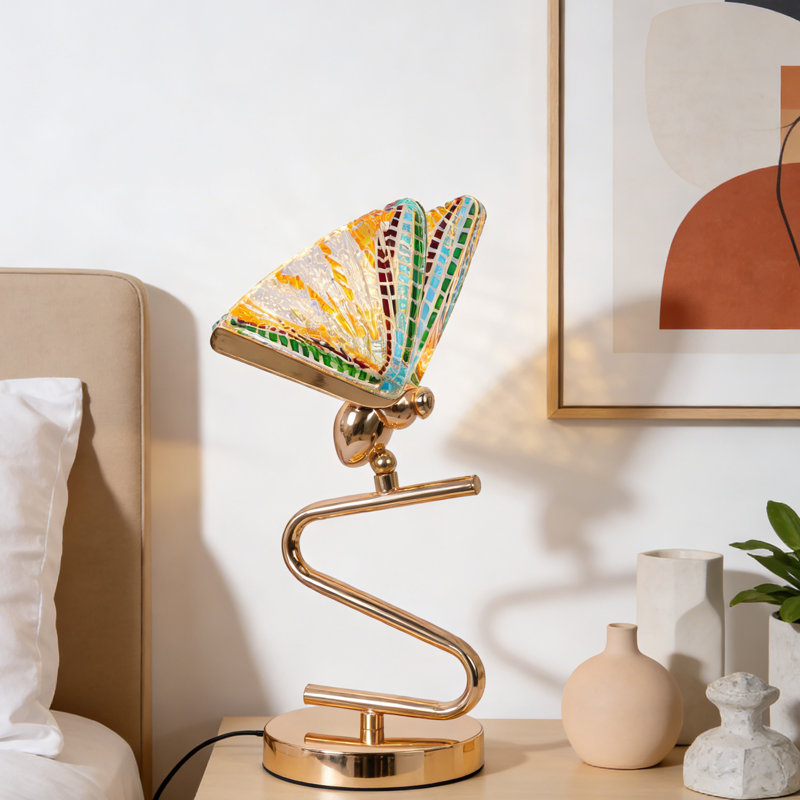 Lampe de table de style vitrail mosaïque avec lumière DEL à 3 lumières à intensité variable dorée Finsh