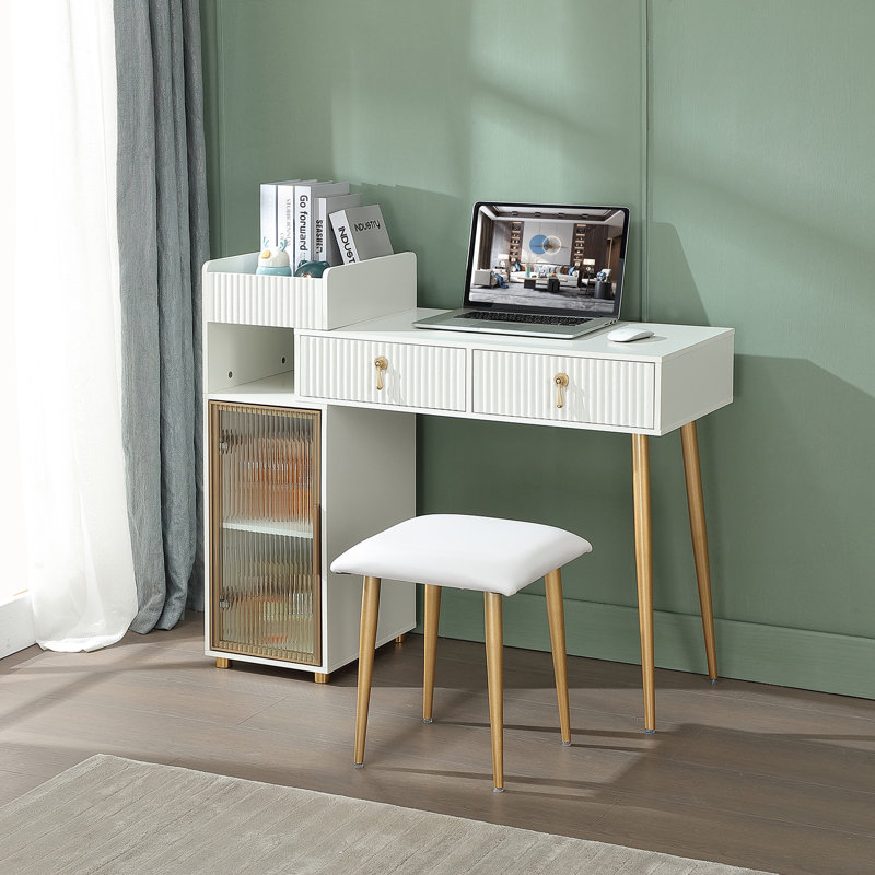 Reynyer Vanity