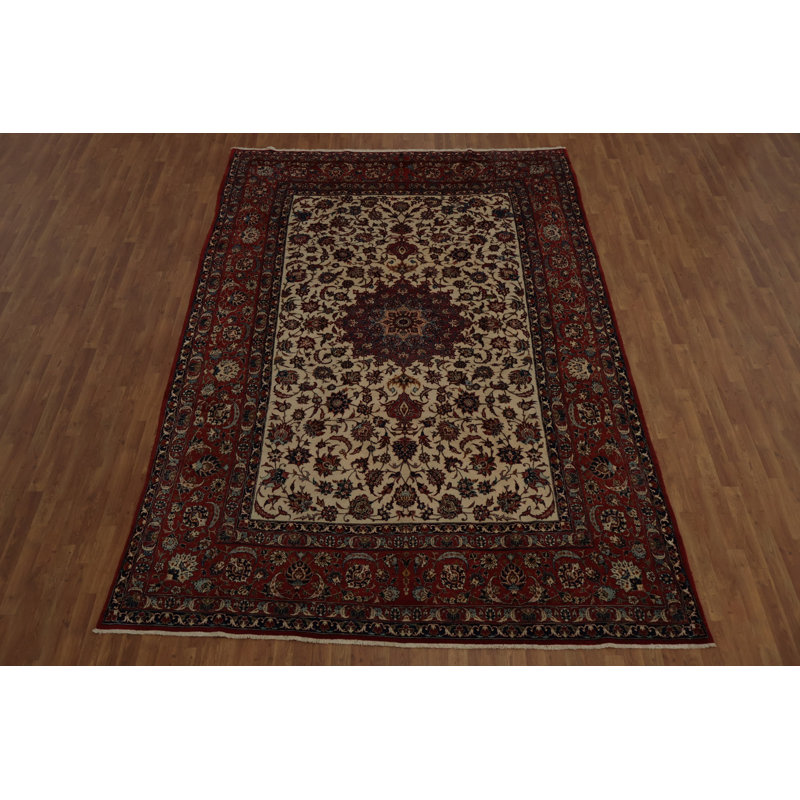 Tapis traditionnel motif médaillon 9 x 13