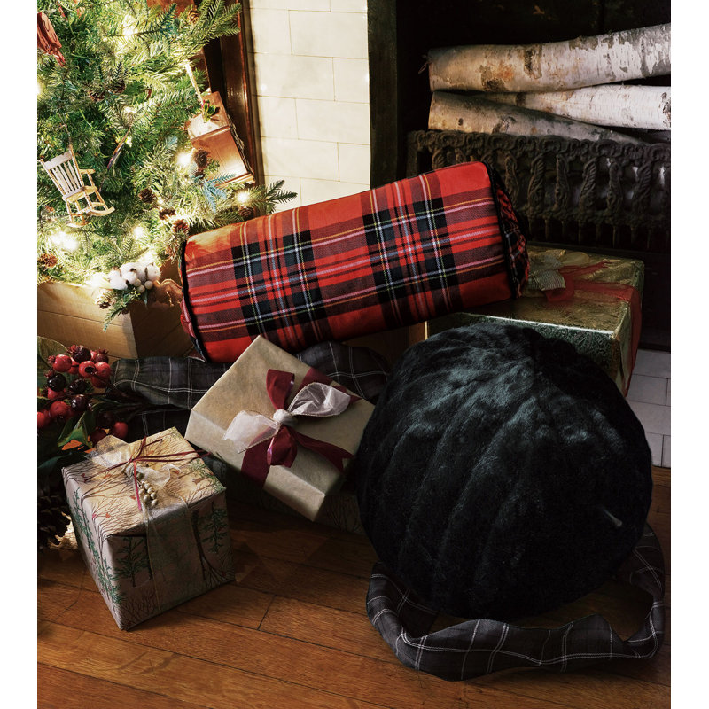 Tenenbaum Circular Pillow Cover & Insert