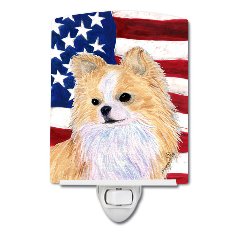 Drapeau américain avec éclairage en céramique terrier fox american, Chihuahua beige