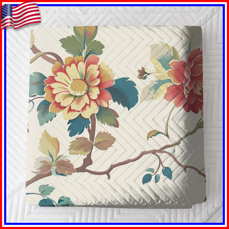 Floral Vine Pattern Quilted Bedspread , Queen