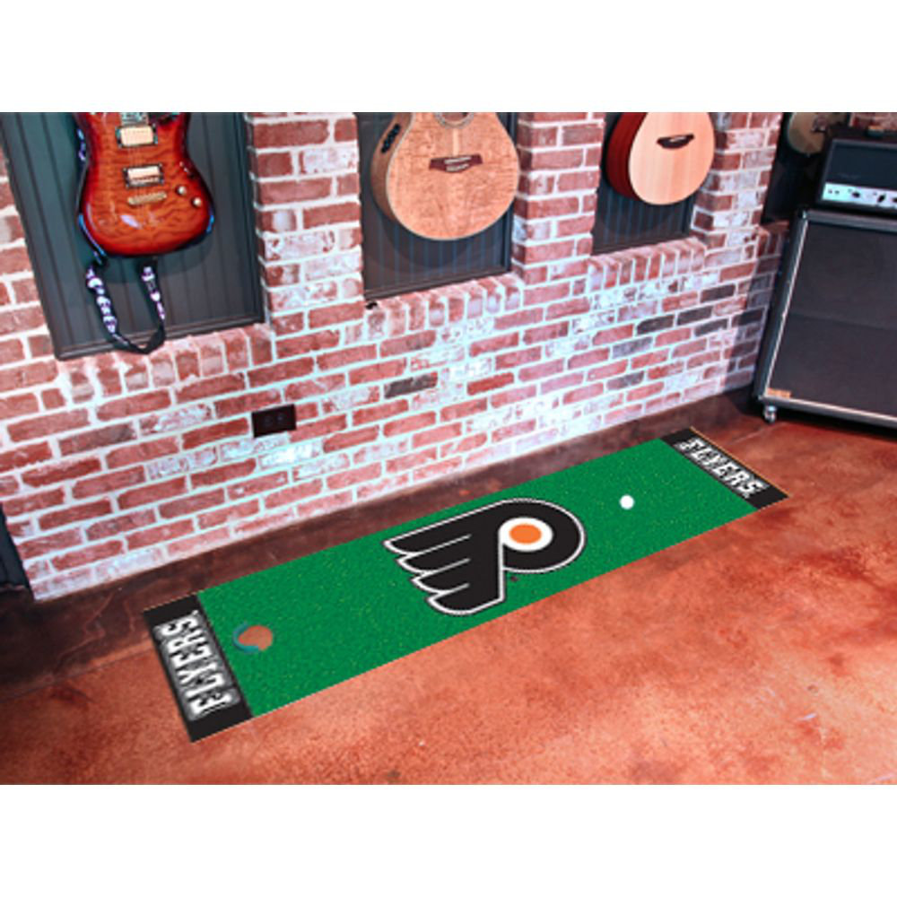 New York Giants 18'' x 72'' Golf Putting Green Mat - Green