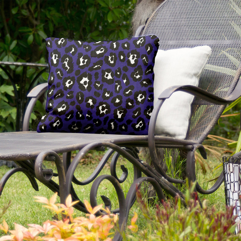 Housse et insert de coussin extérieur Fly, 18" x 18", Mauve / noir / blanc