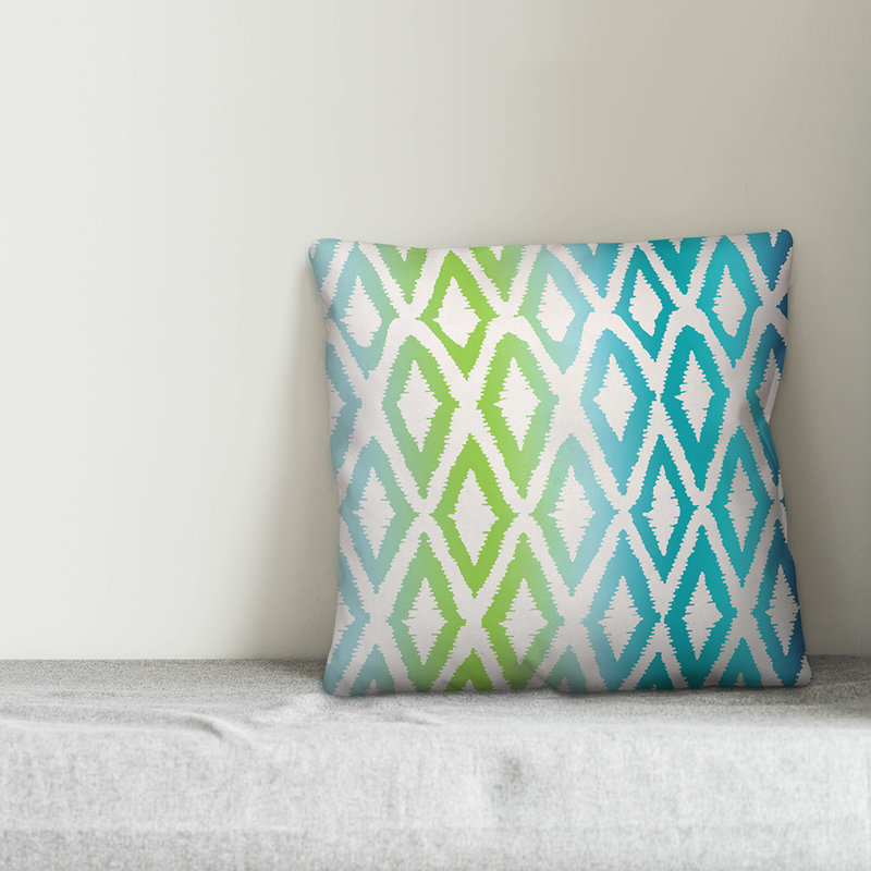  Coussin décoratif intérieur / extérieur Gradient Ikate, Polyester / Bourre en polyester, 18 po x 18 po