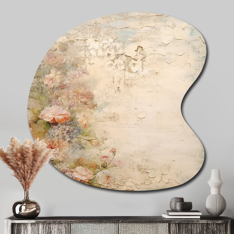 «Rustic Bouquet Pink Roses», art mural asymétrique en métal en forme de goutte de rose, H 33 po x l 33 po