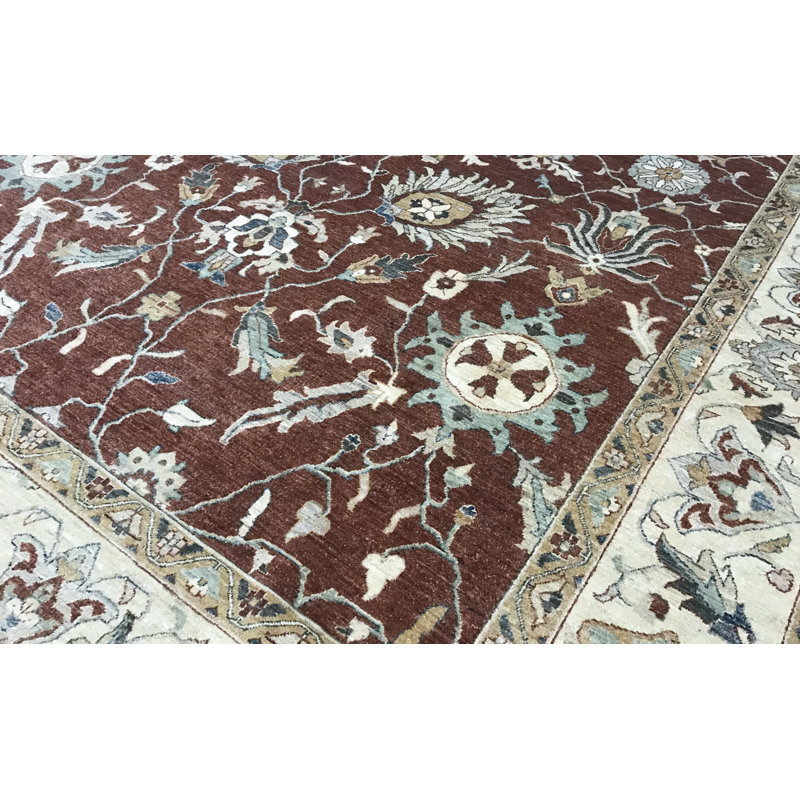 Tapis rouge noué à la main de haute qualité