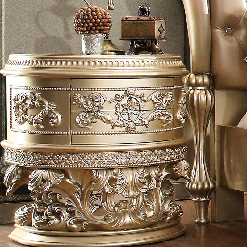 Table de chevet 2 tiroirs doublée de feutre en argent champagne chic 2 avec design gracieux