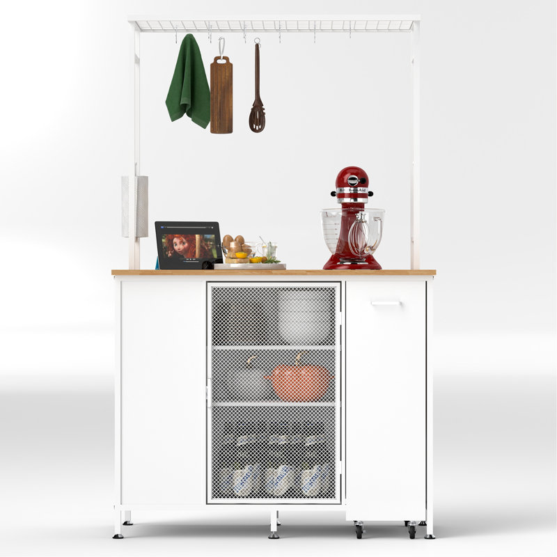 Îlot de cuisine avec espace de rangement, bar pour le petit-déjeuner avec panneau rabattable pliable, grandes armoires et tiroirs de rangement, grande table basse avec crochets