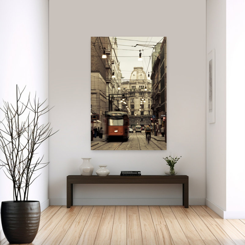 Trampoline dans une rue, Piazza Del Duomo, Milan, Italie, Italie, architecture contemporaine abstraite, art urbain