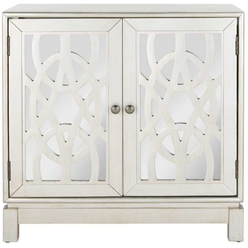 Glacaeu Solid Wood Accent Chest