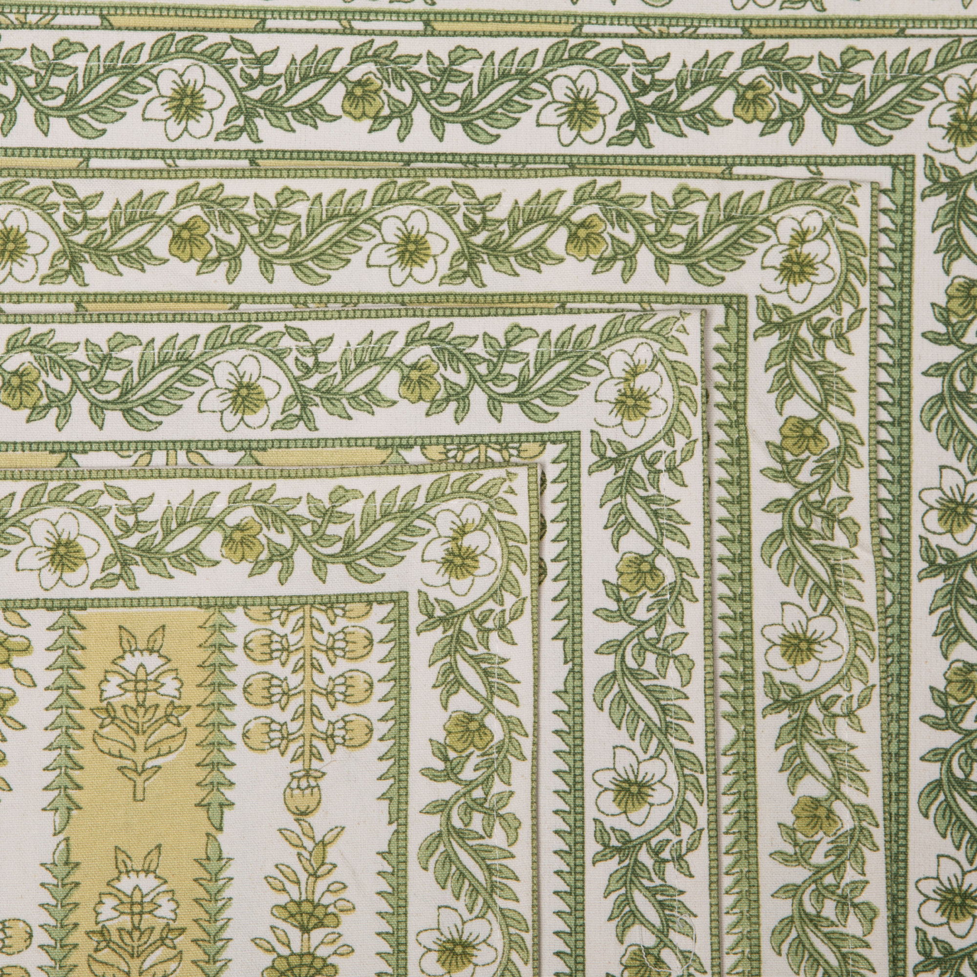 Charlemont Placemat 15" x 18", Pistache