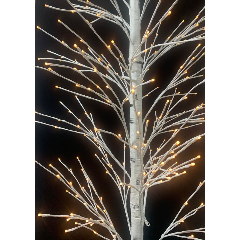Boîte de 5 arbres de Noël pré-éclairés à DEL avec 500 lumières DEL blanc chaud pré-éclairées. Obtenez deux arbres sur un, un 7 pieds et 10 pieds et obtenez une télécommande gratuite de 20 $, avec plusieurs modes d'éclairage.