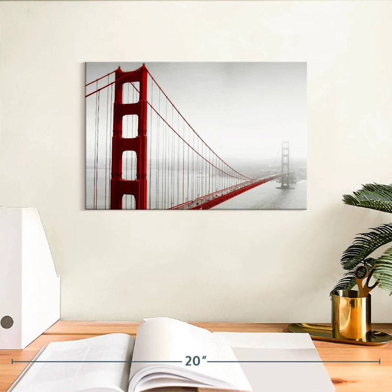Lilie Golden Gate Bridge dans le brouillard, H 8 po x l 12 po