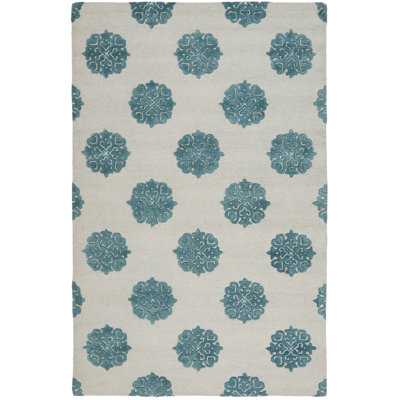 Candelo Hand Tufted Wool Floral Rug