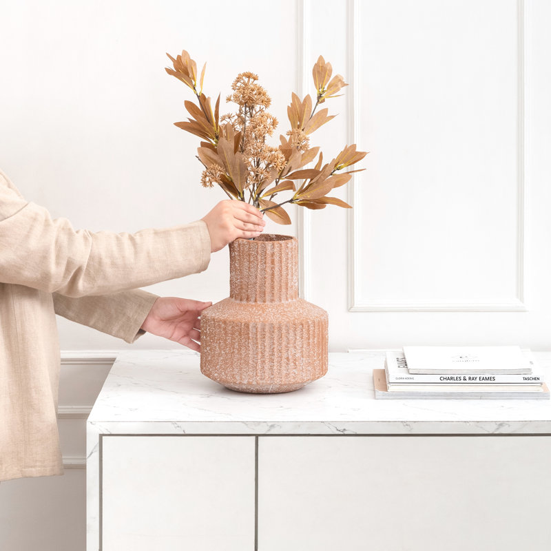 Vase décoratif fait à la main avec détails nervurés Ecomix - Décoration moderne pour la décoration intérieure