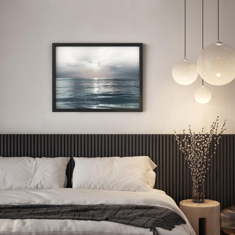 Petit soleil nuageux au-dessus de l'océan au crépuscule, Illustration moderne, petit décor, œuvre d'art moderne, Noir