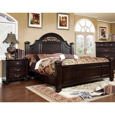 Aime Wood Bedroom Set