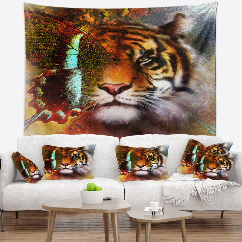Tapisserie animal avec ailes de papillon, H 50 po x l 60 po