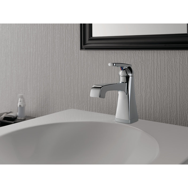 Ashlyn Single Hole Bathroom Faucet with Drain Assembly, Single Handle Bathroom Sink Faucet, Chrome
