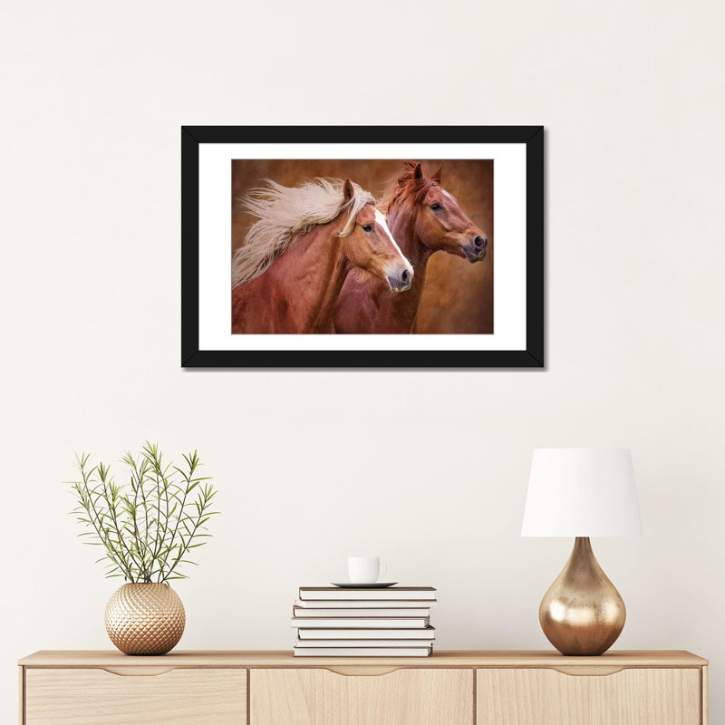«Purebred I», impression sur toile, H 16 po x l 24 po x P 1 po, Papier d'art encadré noir, Blanc