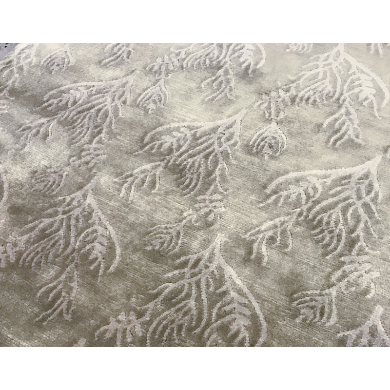 Hand-Knotted High-Quality Gray Area Rug
